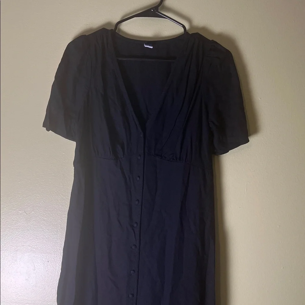 Old Navy Classic Black Dress